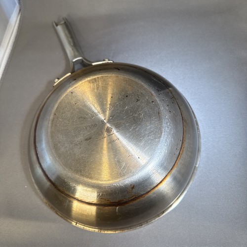 Stainless steel calphalon - stainless,
